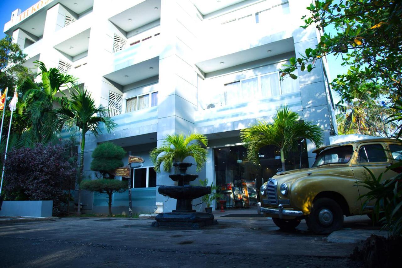 Tilko City Hotel Jaffna Exterior foto